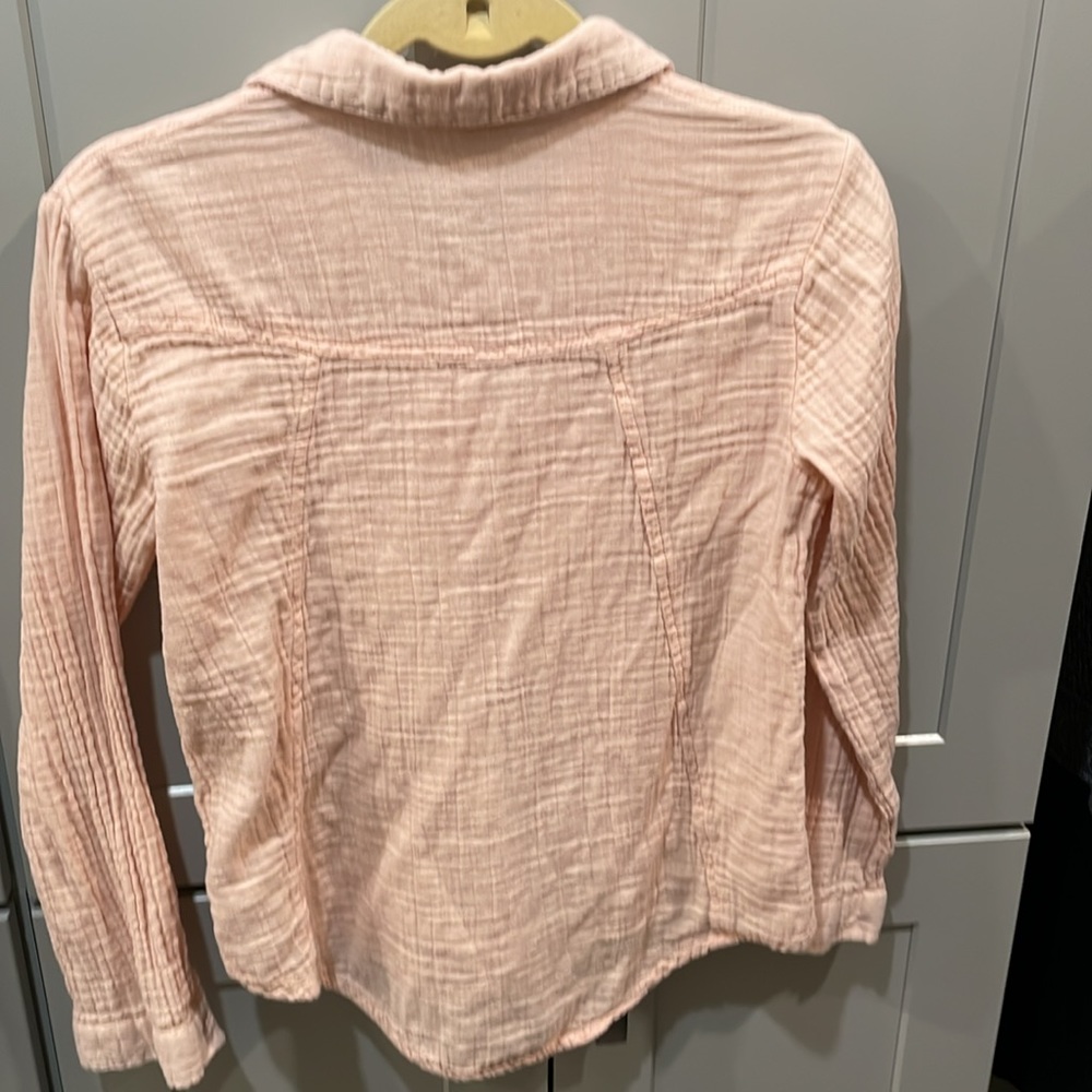 Ladies size small button down top - Picture 3 of 4